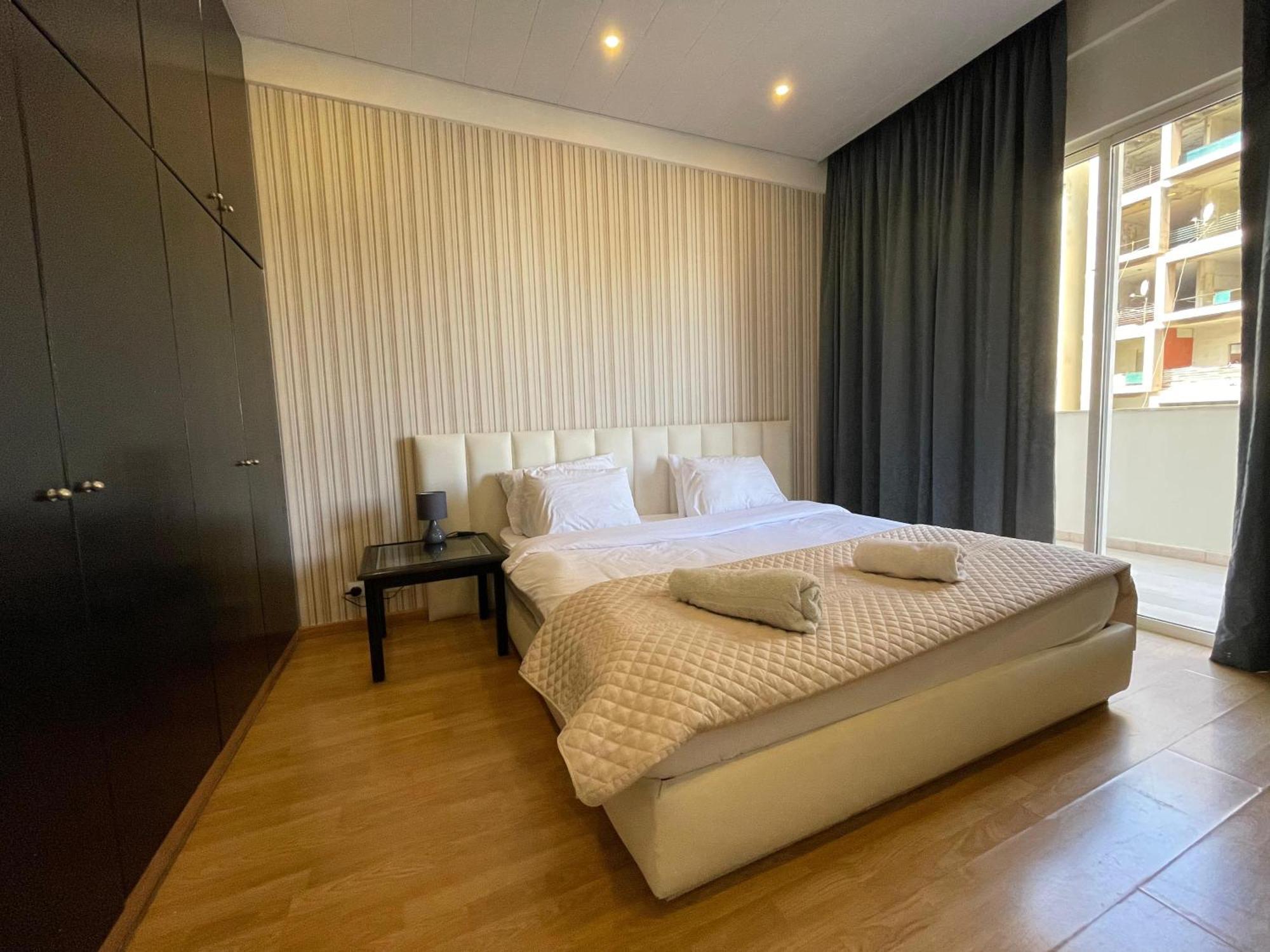 Elegant Suites Beirut Exterior photo